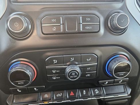 Used 2021 Chevrolet Silverado 1500 LT w/ Z71 Off-Road Package image 31