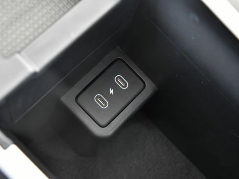 Used 2023 Hyundai Ioniq 6 SEL RWD image 31