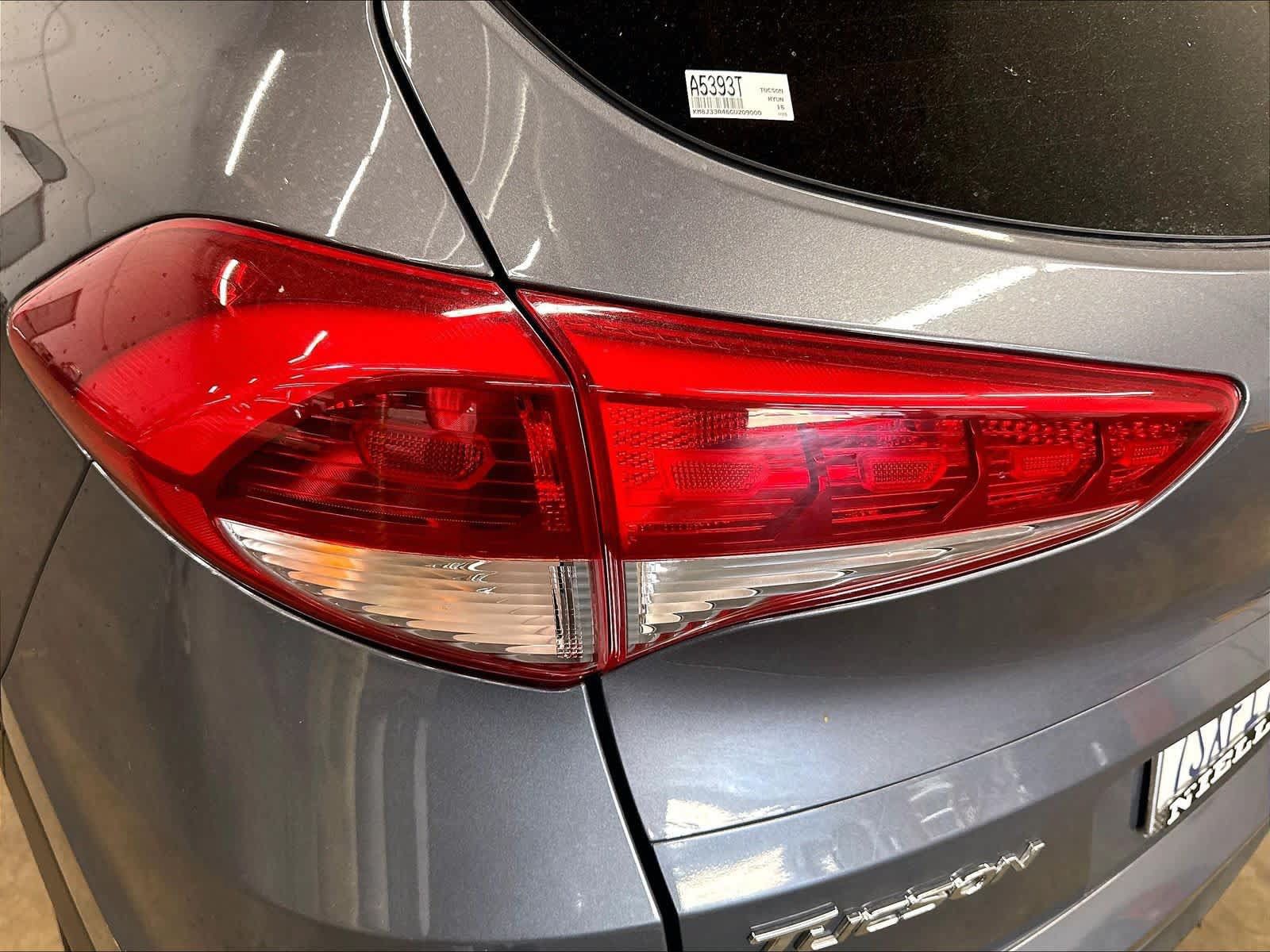 Used 2016 Hyundai Tucson SE w/ Option Group 02 FWD image 30