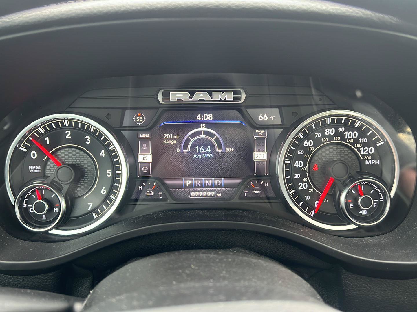 Used 2021 RAM 1500 Laramie AWD/4WD image 17