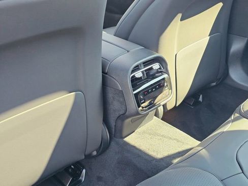 New 2026 Mercedes-Benz E 53 AMG 4MATIC Sedan image 28