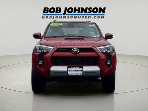 Used 2022 Toyota 4Runner TRD Off-Road Premium w/ Moonroof Package AWD/4WD image 6
