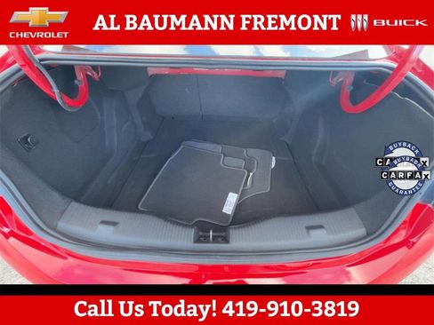 Used 2018 Chevrolet Cruze LT FWD image 4