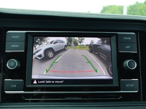Used 2019 Volkswagen Jetta GLI FWD image 9