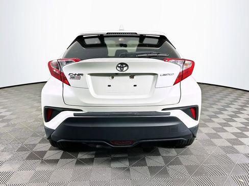 Used 2019 Toyota C-HR Limited image 9
