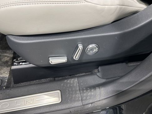 New 2026 Lincoln Nautilus Premier w/ Equipment Group 102A AWD/4WD image 11