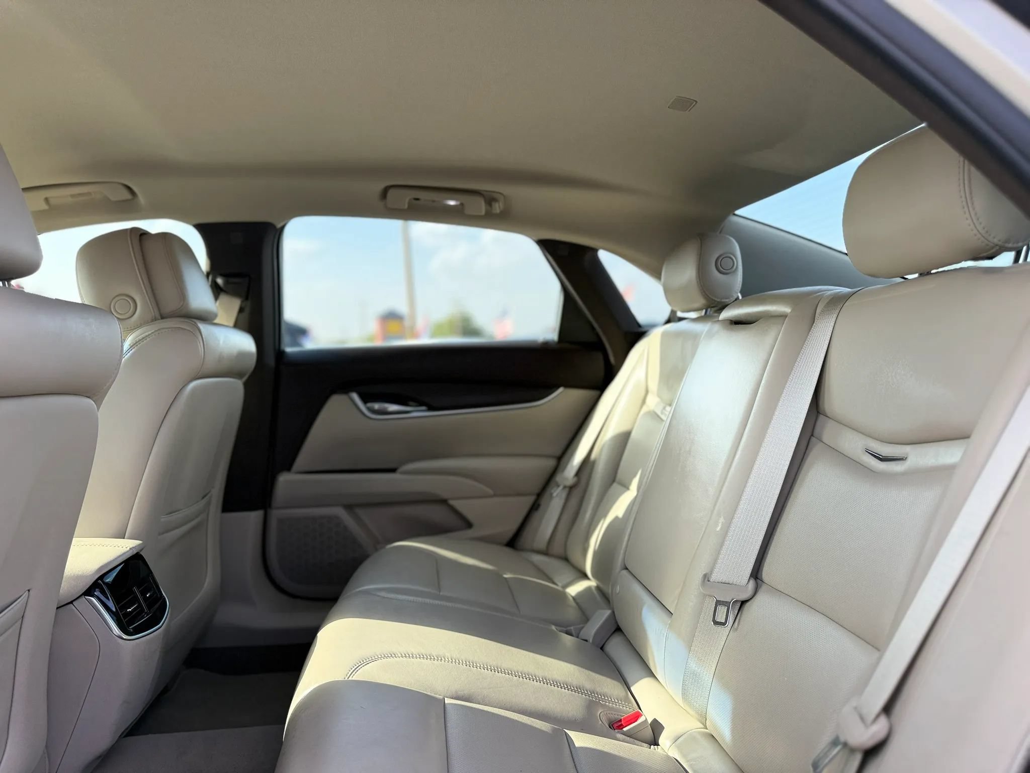 Used 2014 Cadillac XTS FWD image 19