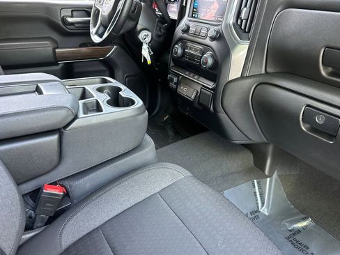 Used 2023 Chevrolet Silverado 2500 LT AWD/4WD image 32