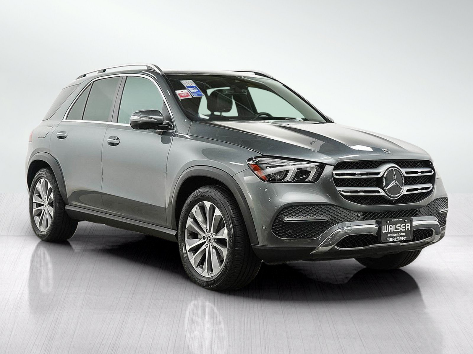 Used 2022 Mercedes-Benz GLE 350 4MATIC w/ Premium Package image 7
