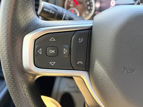 Used 2025 RAM 1500 Warlock AWD/4WD image 34