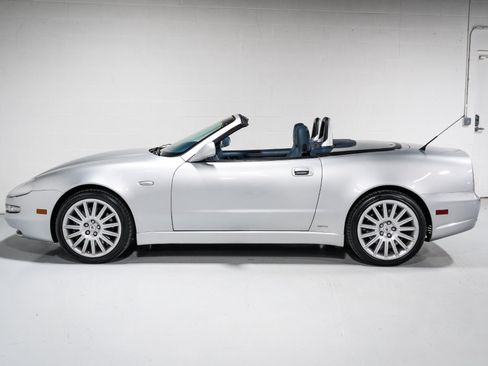 Used 2002 Maserati Spyder GT RWD image 6