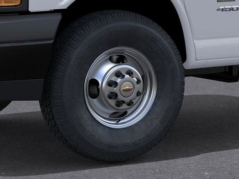 New 2025 Chevrolet Express 3500 image 41