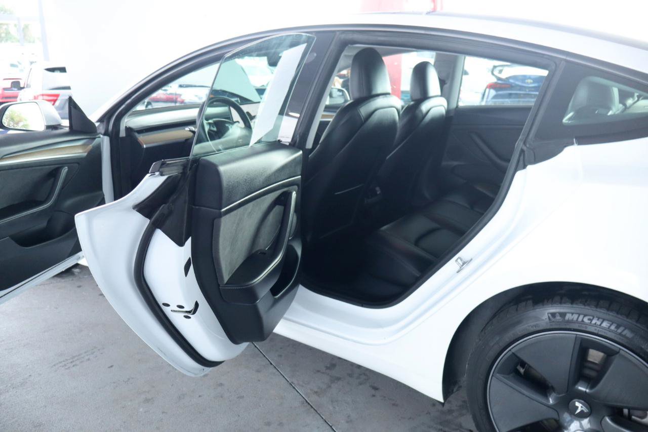 Used 2023 Tesla Model 3 Standard Range RWD image 29