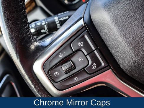 Used 2022 Chevrolet Suburban Premier image 27