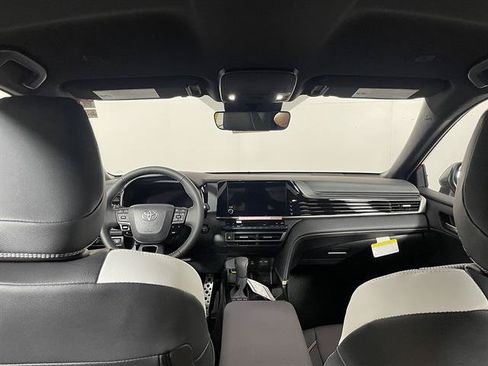 New 2026 Toyota Camry SE FWD image 11