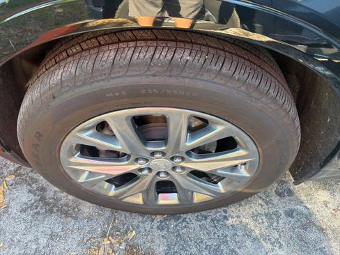 Used 2021 Cadillac XT5 Sportv AWD/4WD image 4