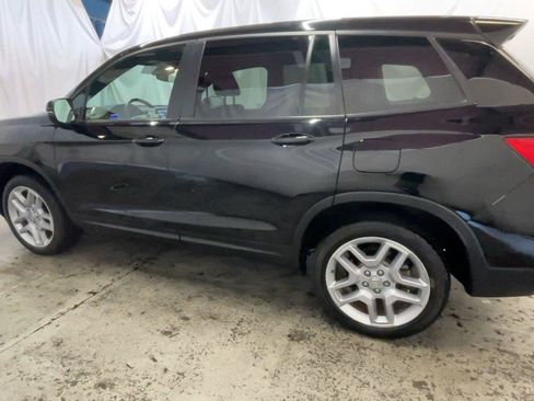Certified 2024 Honda Passport EX-L image 9