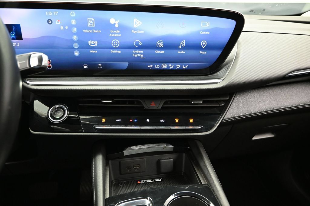 Used 2024 Buick Envision Preferred AWD/4WD image 42
