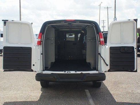 New 2025 Chevrolet Express 2500 w/ Driver Convenience Package image 4