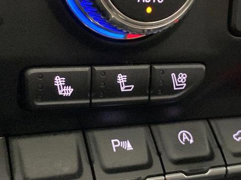 Used 2019 GMC Sierra 1500 AT4 w/ AT4 Premium Package AWD/4WD image 35