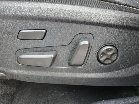 Used 2019 Hyundai Santa Fe AWD image 14