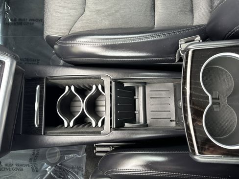 Used 2018 Tesla Model S 75D image 24