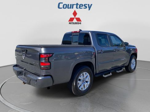 Used 2022 Nissan Frontier SV AWD/4WD image 7