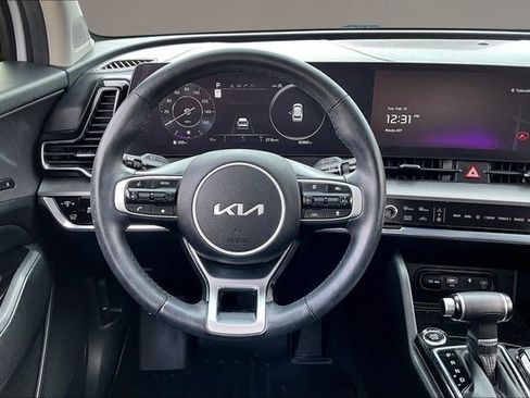 Used 2023 Kia Sportage SX image 8