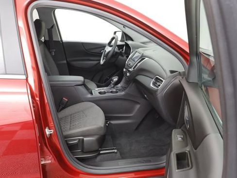 Used 2024 Chevrolet Equinox LT w/ LPO, Floor Liner Package image 19