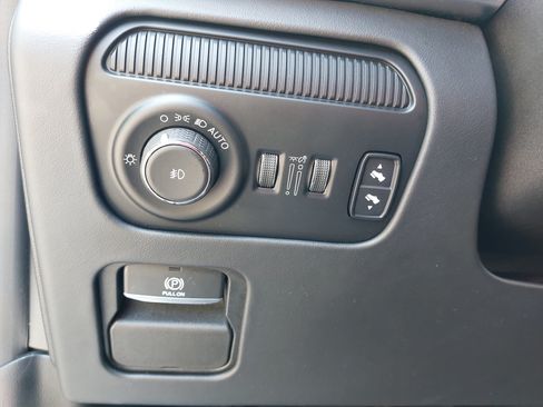 Used 2023 Jeep Grand Wagoneer Series II w/ Flexible Seating Group AWD/4WD image 27