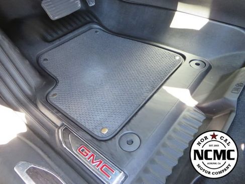 Used 2025 GMC Sierra 1500 AT4 AWD/4WD image 24