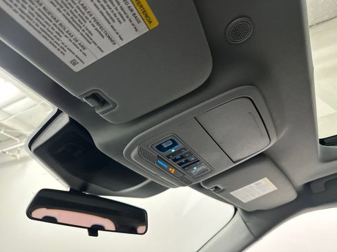 Used 2022 Ford Explorer XLT w/ Equipment Group 202A image 35