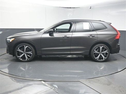 Certified 2023 Volvo XC60 B6 Ultimate w/ Protection Package Premier image 5