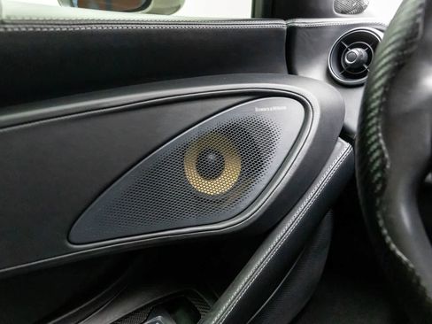 Used 2017 McLaren 570S Coupe RWD image 27