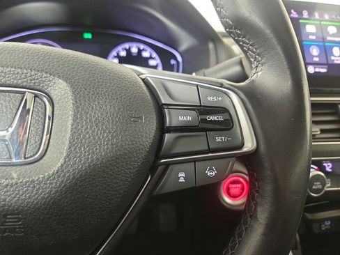 Used 2018 Honda Accord EX-L image 16