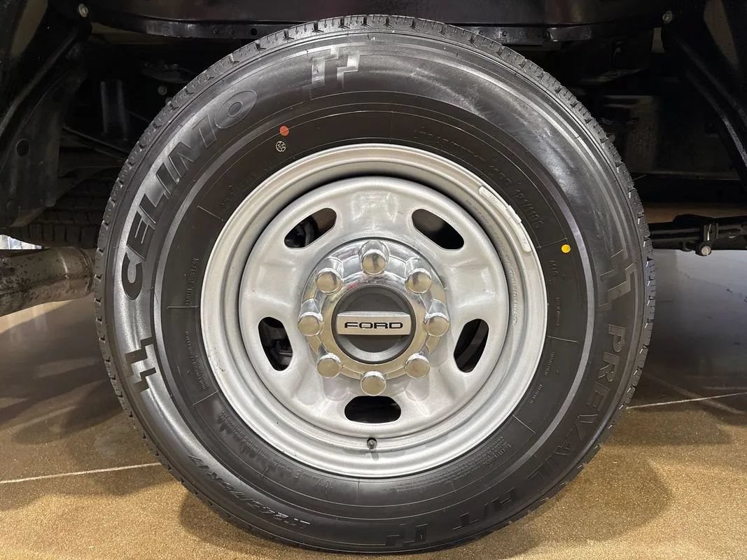 Used 2024 Ford F250 XL w/ XL Chrome Package RWD image 44