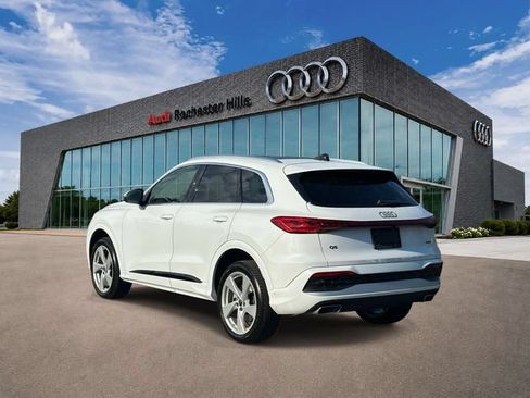 Used 2025 Audi Q5 Premium Plus w/ Premium Plus AWD/4WD image 4