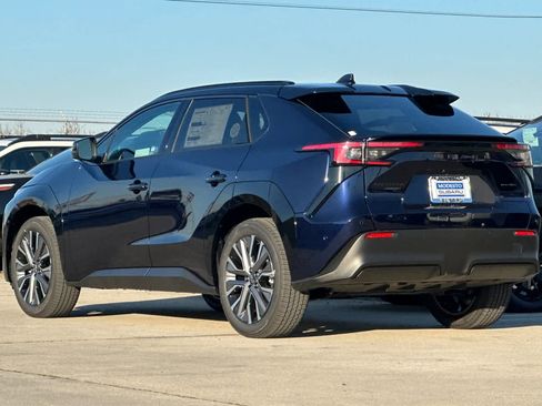 New 2026 Subaru Solterra Limited XT image 5