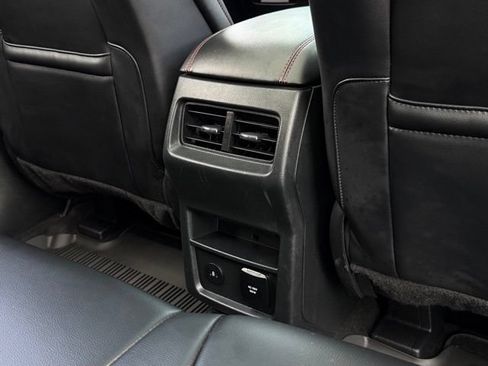 Used 2024 Ford Edge ST-Line AWD/4WD image 19