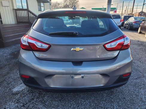Used 2017 Chevrolet Cruze LT FWD image 6