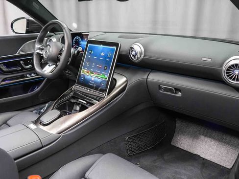 Used 2023 Mercedes-Benz SL 43 AMG image 24