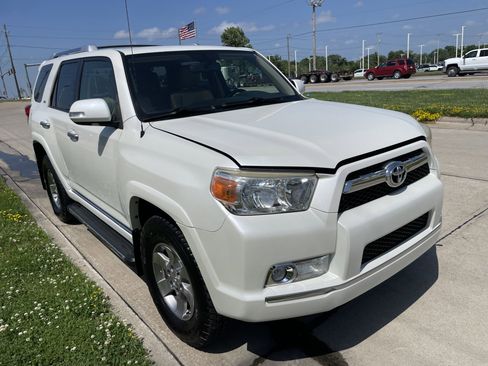 Used 2013 Toyota 4Runner SR5 image 6