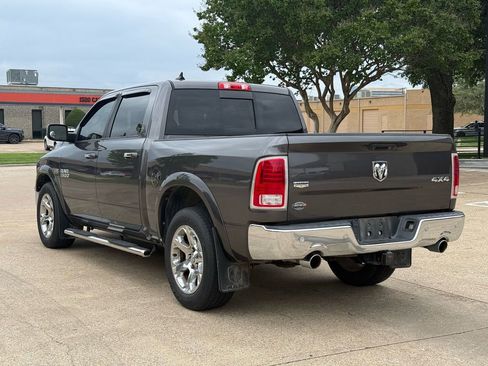 Used 2015 RAM 1500 Laramie w/ Convenience Group AWD/4WD image 3