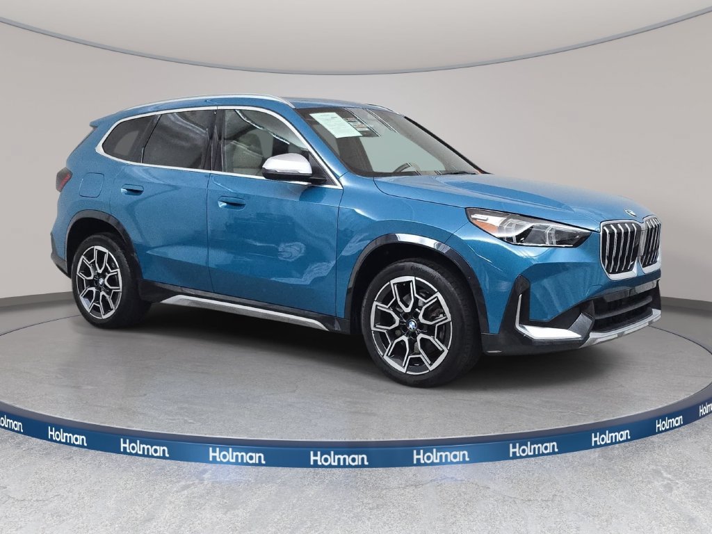 Used 2023 BMW X1 xDrive28i w/ Convenience Package AWD/4WD image 4