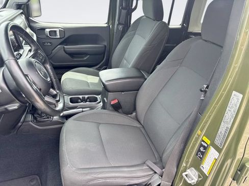 Used 2022 Jeep Wrangler Unlimited Sport w/ Sun And Sound Package AWD/4WD image 11