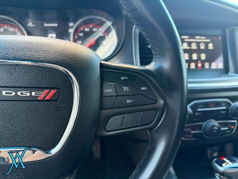 Used 2022 Dodge Charger SXT RWD image 27