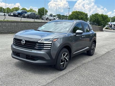 New 2025 Nissan Kicks SV w/ SV Premium Package image 8