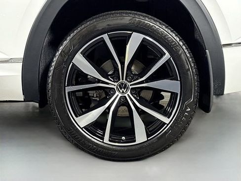 New 2026 Volkswagen Atlas SEL Premium R-Line AWD/4WD image 35