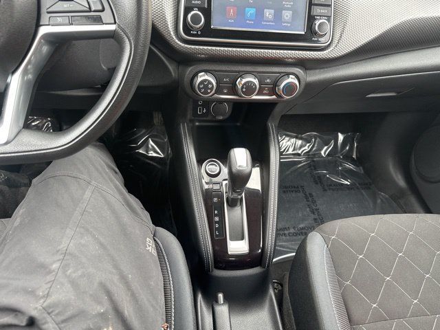 Used 2019 Nissan Kicks S FWD image 26