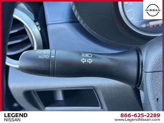 Used 2025 Nissan Versa SV w/ Trunk Package FWD image 20